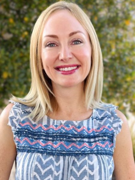 Amy H - Website Headshot